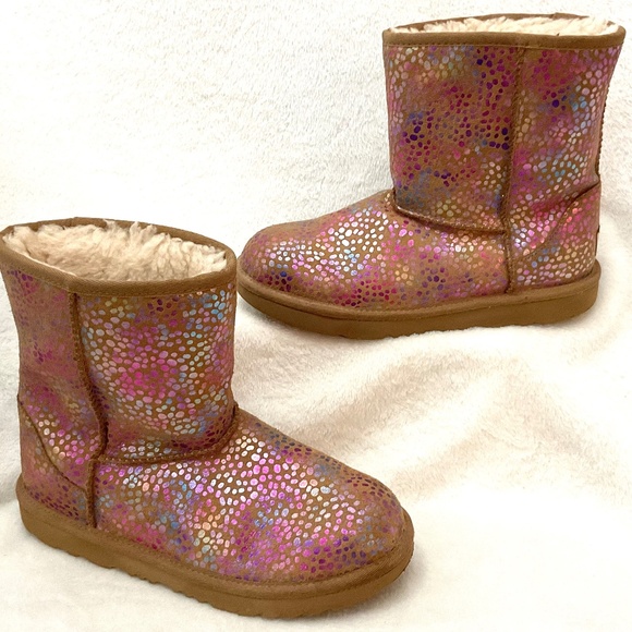 UGG Classic Spots Metallic Shimmery fur lined Snow Winter Boot Women’s Sz 6 - Picture 1 of 16